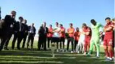 Şampiyon Bandırmaspor, Serdar Bozkurt ile yola devam edecek