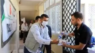 Suriyeli öğrencilere hijyen paketi dağıtıldı
