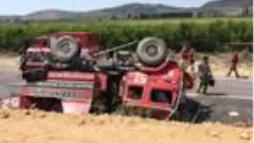 Son dakika haberleri... Tire'de makilik yangınına giden arazöz devrildi: 2 ölü, 2 yaralı