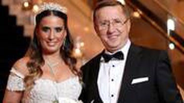 İYİ Partili Lütfü Türkkan, kızının sosyal medyada paylaştığı görüntülere açıklık getirdi