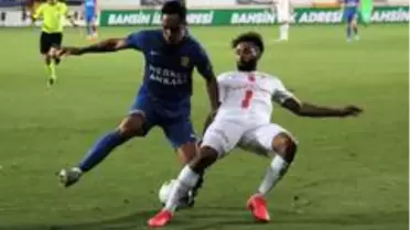 Süper Lig: MKE Ankaragücü: 0 Fraport TAV Antalyaspor: 0 (İlk yarı)