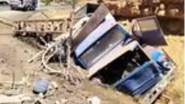 Freni boşalan kamyon şarampole yuvarlandı: 1 ölü, 1 yaralı