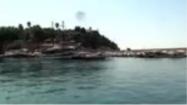 15 bin levrek yavrusu denize bırakıldı