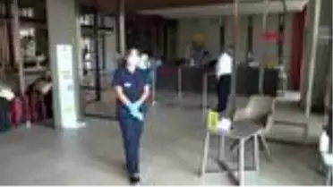 ANTALYA-Tatilciler otellerdeki Covid-19 önlemlerinden memnun