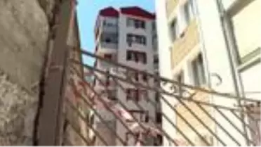 Mudanya'da zemin kolonu patlayan 7 katlı apartman boşaltıldı - BURSA