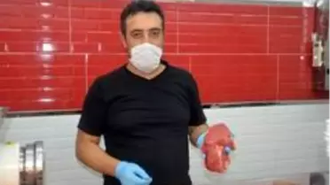 Eti büyük parçalarda saklamak raf ömrünü daha da uzatır