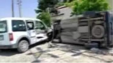 Kulu'da devrilen hafif ticari aracın sürücüsü yaralandı