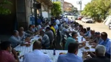 Başkan Aykurt, sanayi esnafıyla kahvaltıda buluştu dertlerini dinledi