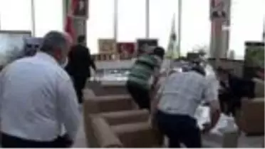MHP il teşkilatı, terör örgütü yandaşları tarafından yakılan çöp kamyonunu kınamak için belediyeye...