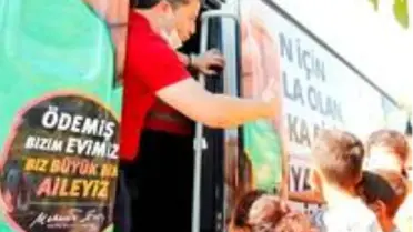 Ödemiş Belediyesi'nden çocuklara bayram hediyesi