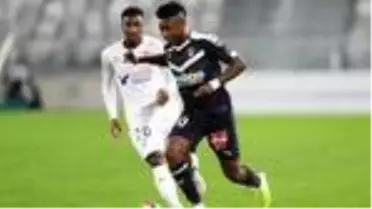 Fenerbahçe Samuel Kalu için görüşmelere başladı!