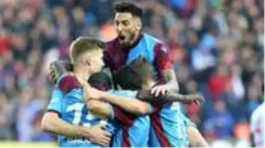 Trabzonspor Başkanı Ahmet Ağaoğlu, Jose Sosa'nın gitmesini istemiyor: Bizimle kal