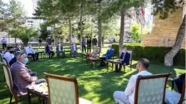 Vali Bilmez şehit aileleri dernek başkanlarıyla buluştu