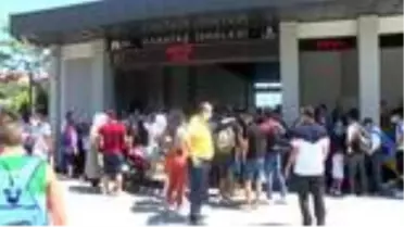 KABATAŞ İSKELESİ'NDE SOSYAL MESAFESİZ ADALAR YOĞUNLUĞU