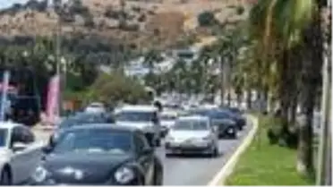 Bodrum'da tatilcilerin dönüş yolculuğu başladı, uzun araç kuyruğu oluştu