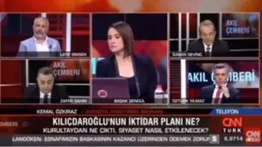 Ünlü anketçi telefonla bağlanınca CNN Türk canlı yayınında ortalık karıştı