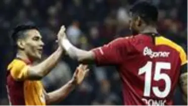 Ryan Donk, Galatasaray'ın yaptığı teklifi yetersiz buldu ve yönetimden zam talep etti