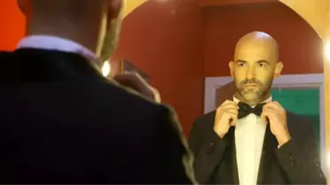 Murat Evgin'den 2 dilde 2 klip