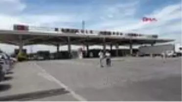 EDİRNE Gurbetçilerin dönüş yolunda Kapıkule'de PCR testi yoğunluğu