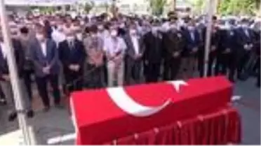 Kazada şehit olan polis memuru son yolculuğuna uğurlandı