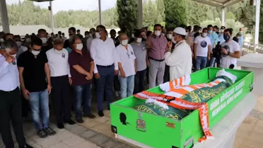 Kansere yenik düşen spiker Emre Gönlüşen son yolculuğuna uğurlandı