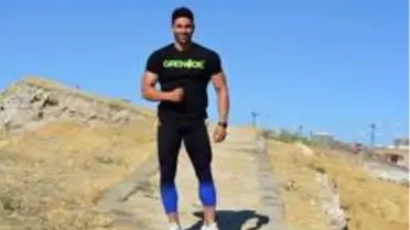 Son Dakika: Milli vücut geliştirme şampiyonu Gürsoy, genç sporcularla bir araya geldi