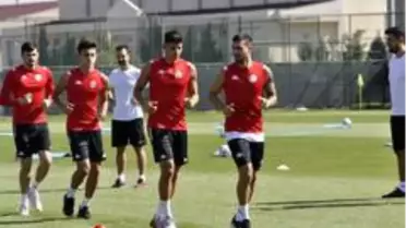 Antalyaspor, Afyonkarahisar kampında ilk antrenmanına çıktı