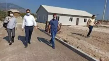 Manisa Büyükşehir Belediyesinin serası hizmete hazırlanıyor