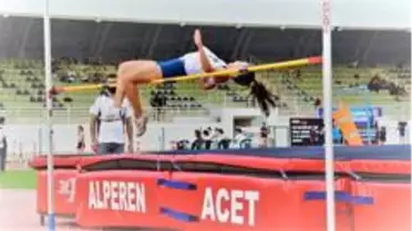 U-18 Atletizm Şöleninin şampiyonu Fenerbahçe oldu