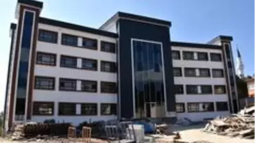 Özel İdare Genel Sekteri Uzun'dan okul incelemesi