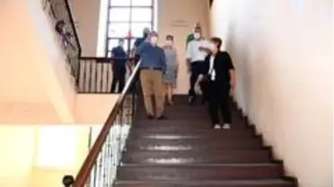 Vali Elban müze ve eski kız lisesinde incelemelerde bulundu