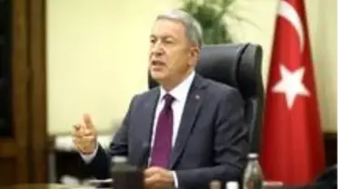 Milli Savunma Bakanı Akar ve yönetim kademesi bir araya geldi
