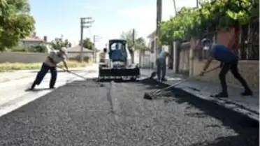 Tepebaşı'nda yol ve kaldırım çalışmaları sürüyor