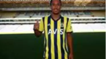 Fenerbahçe, Mauricio Lemos'u 3 yıllığına renklerine bağladı