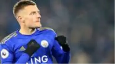 Leicester City, Jamie Vardy ile 3 yıllık sözleşme yeniledi