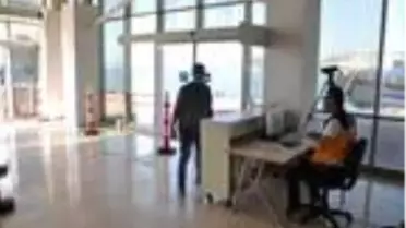 Kuşadası'na aylar sonra ilk kez kruvaziyer gemisi geldi