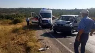Gemerek'te trafik kazası 5 yaralı