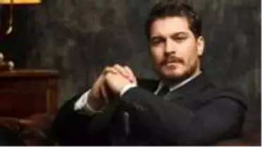 Kilo alıp saçlarını uzatan Çağatay Ulusoy, yeni imajıyla ağızları açık bıraktı