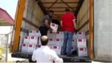 Türk Kızılay'dan Irak'taki Ezidilere gıda ve hijyen malzemesi yardımı