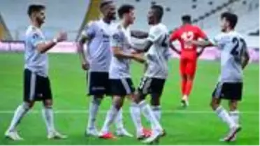 Beşiktaş, yeni transferlerin gol attığı karşılaşmada Fraport TAV Antalyaspor'a karşı 3-0 kazandı