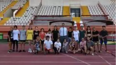 Eski milli atlet Nevin Yanıt Baltacı, tecrübelerini küçüklere aktardı