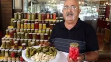 Koronavirüs salgını sonrası sarımsak turşusu yok satıyor