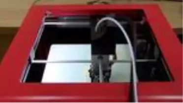 BOLU 3 boyutlu yazıcı ile protez bacak yapıldı