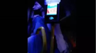 Bodrum'da minibüs şoförü, turistlere hakaret edip minibüsten attı