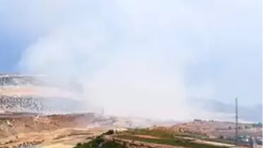 Son dakika haberleri... Yıldırım düşmesi yangına neden oldu