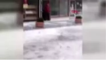 Çankırı sağanak ve dolu sonrası beyaza büründü
