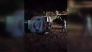 Akaryakıt yüklü tanker devrildi: 3 yaralı