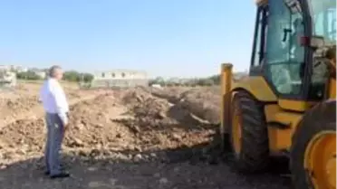 Kapalı Hayvan Pazarı Projesnde ilk kazma vuruldu