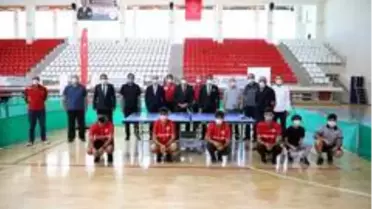 'Bir Gelecek' projesi kapsamında Erzincanlı sporculara destek
