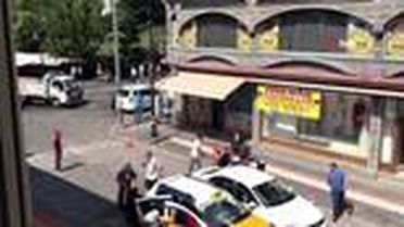 Yol verme tartışması meydan kavgasına dönüştü, korona virüs tedbirleri unutuldu